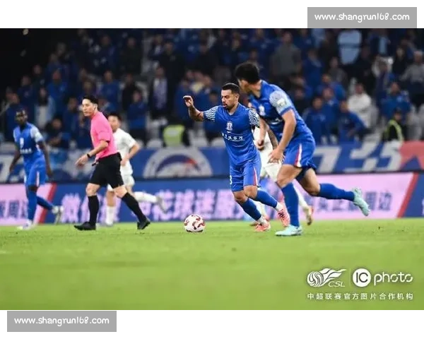吴曦破门造点路易斯绝平 申花 2-2 憾失登顶良机